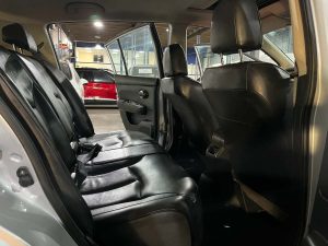NISSAN TIIDA EXTRA FULL 1.8 AT 2013