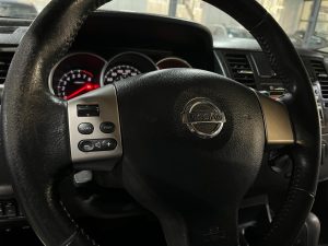 NISSAN TIIDA EXTRA FULL 1.8 AT 2013