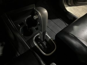 NISSAN TIIDA EXTRA FULL 1.8 AT 2013