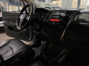 NISSAN TIIDA EXTRA FULL 1.8 AT 2013