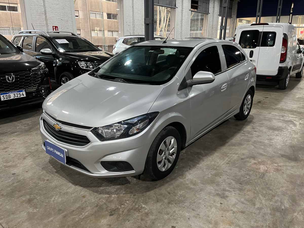 CHEVROLET ONIX LT 1.0 MT 2018