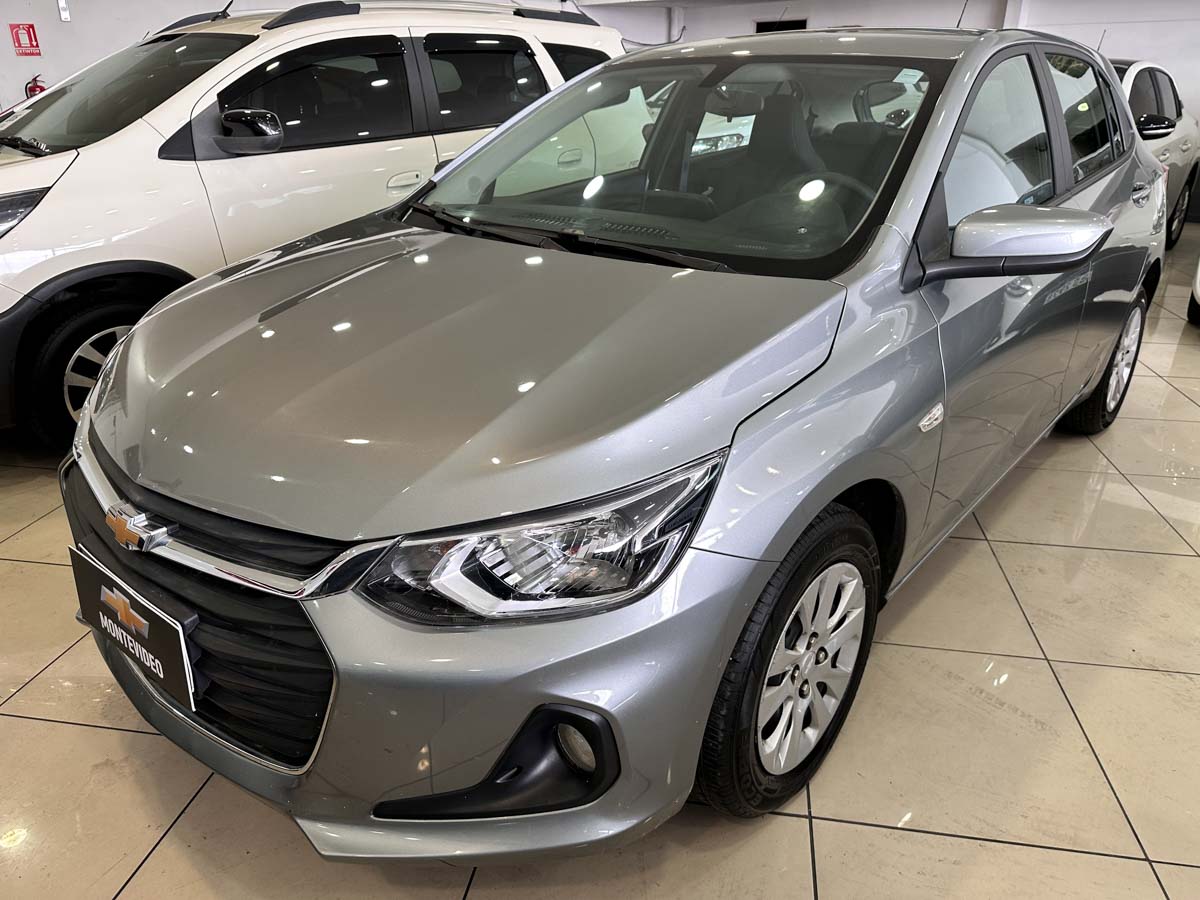 CHEVROLET ONIX HB 1.0 LT MT 2024
