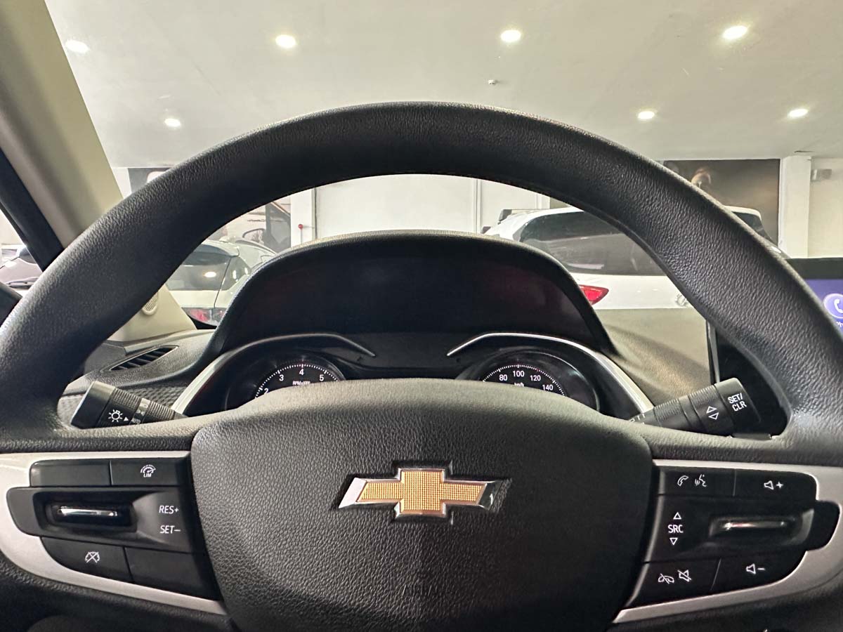 CHEVROLET ONIX HB 1.0 LT MT 2024