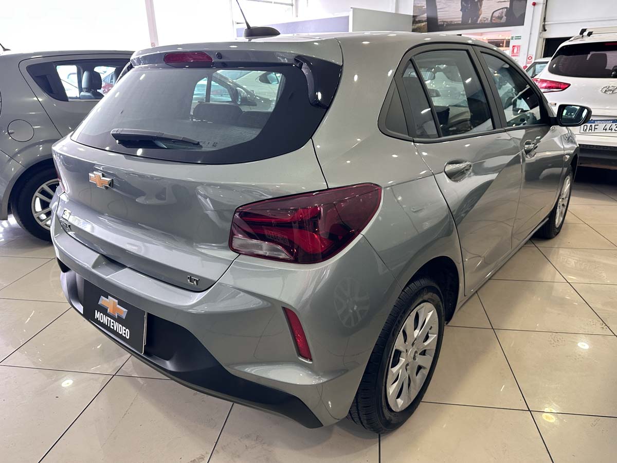 CHEVROLET ONIX HB 1.0 LT MT 2024