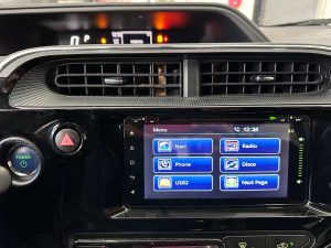 TOYOTA PRIUS C HIBRIDO 1.5 AT EXTRA FULL 2019