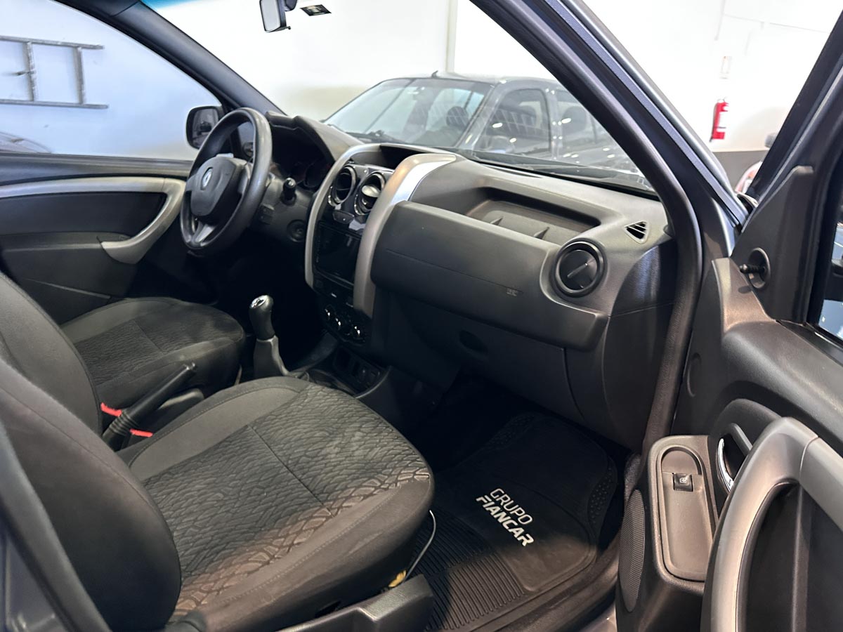 RENAULT OROCH EXPRESSION 1.6 DC 2016