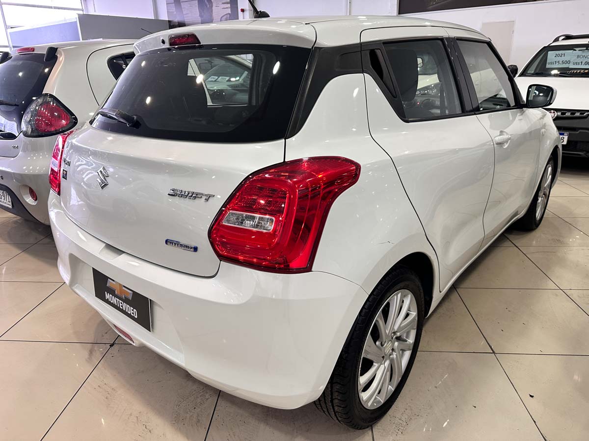 SUZUKI SWIFT GL HYBRID 1.2 EXTRA FULL 2023