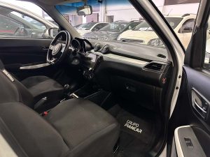 SUZUKI SWIFT GL HYBRID 1.2 EXTRA FULL 2023