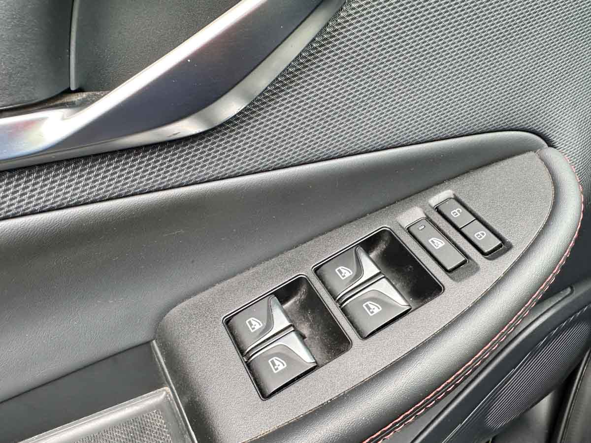 CHANGAN UNI-T AT 1.5 TURBO EXTRA FULL 2023