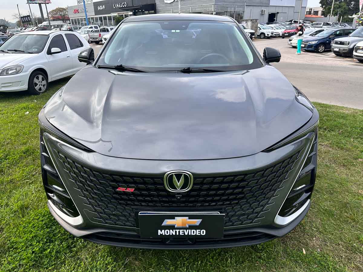 CHANGAN UNI-T AT 1.5 TURBO EXTRA FULL 2023