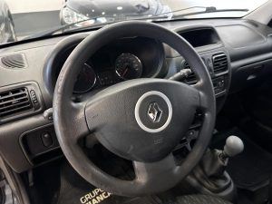 RENAULT CLIO PLUS 1.2 FULL 5PTS 2017