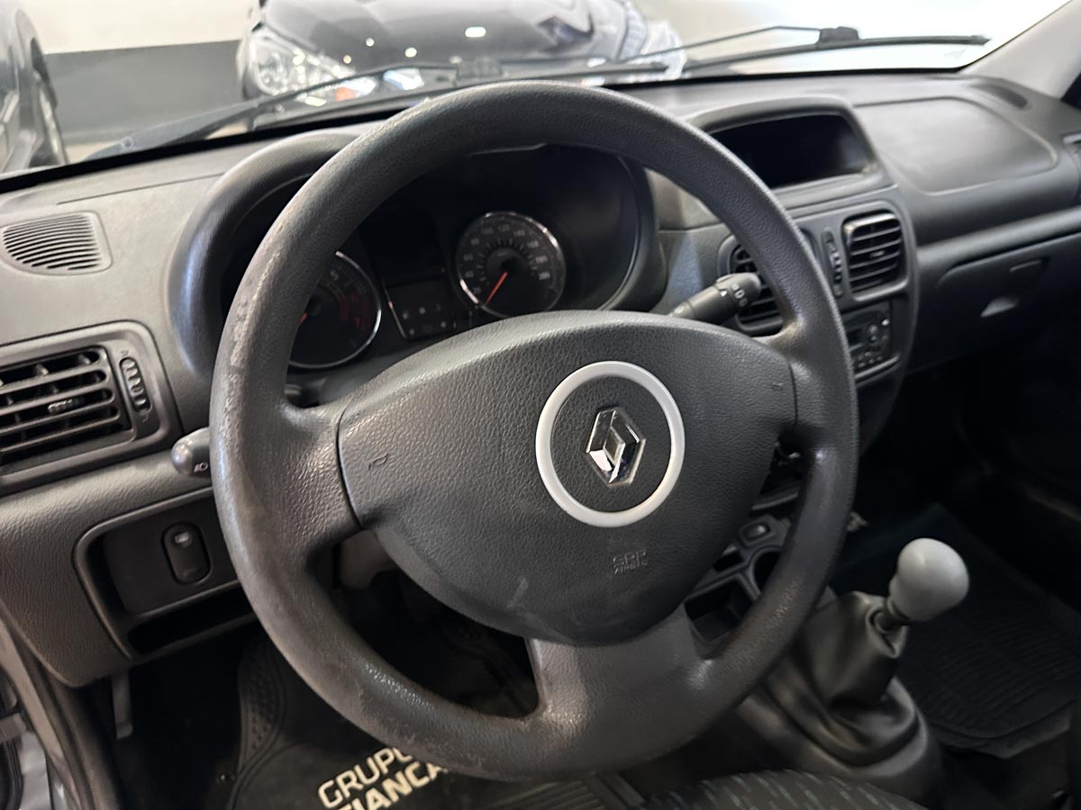 RENAULT CLIO PLUS 1.2 FULL 5PTS 2017