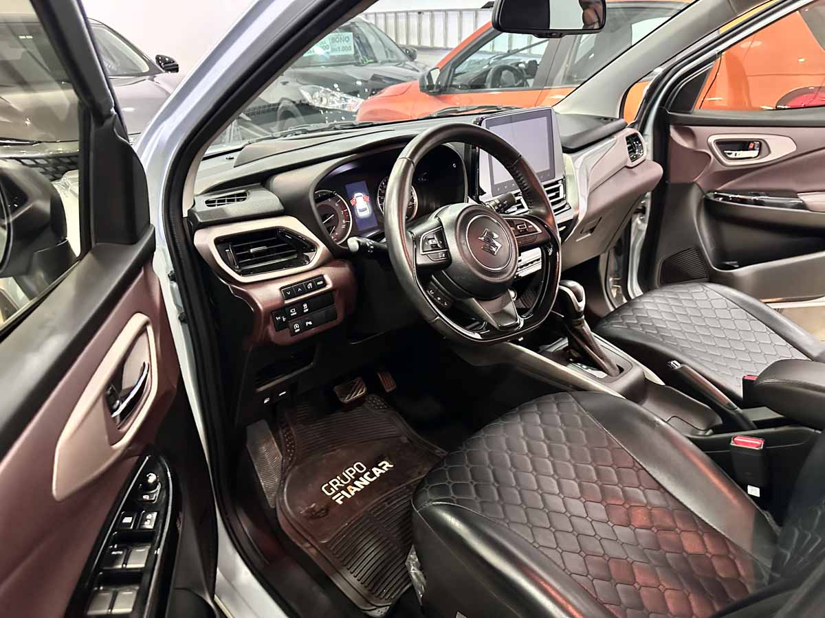 SUZUKI FRONX GLX AT HYBRID EXTRA FULL 2025