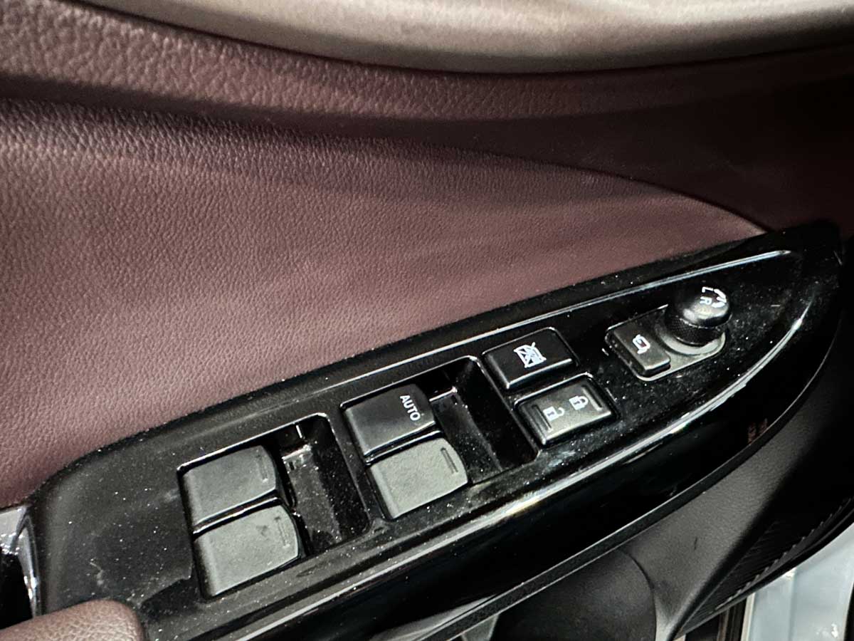 SUZUKI FRONX GLX AT HYBRID EXTRA FULL 2025