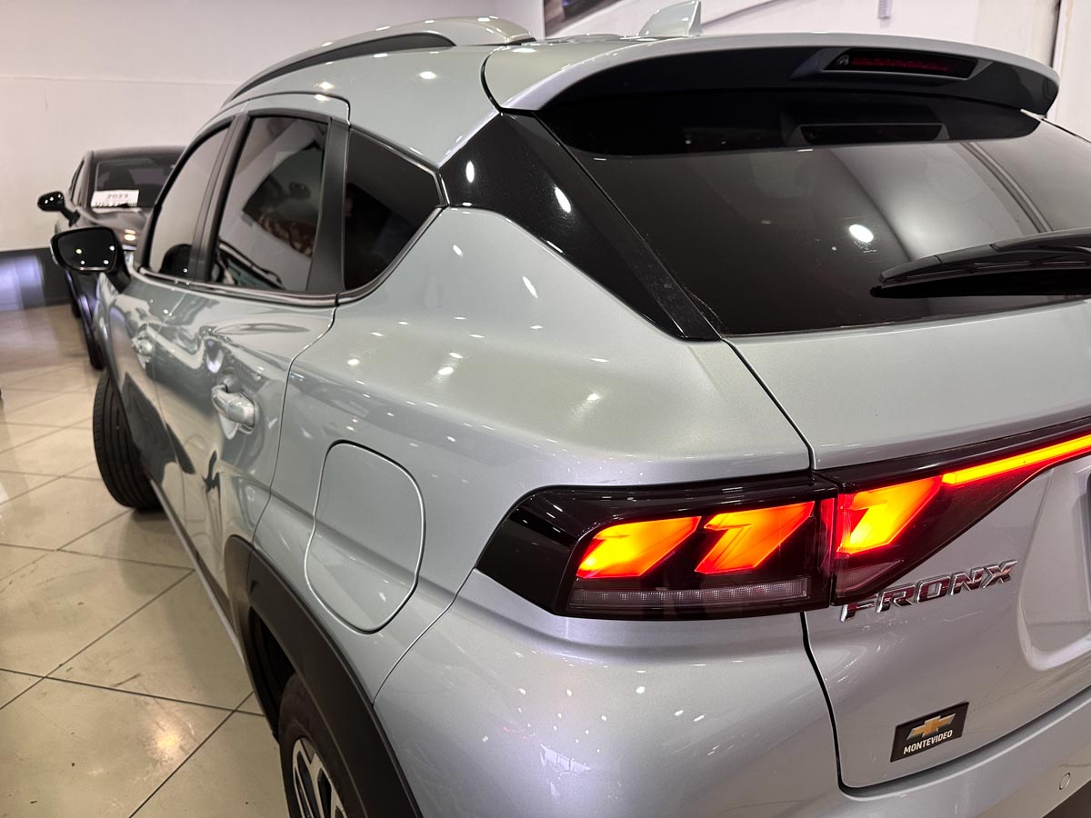 SUZUKI FRONX GLX AT HYBRID EXTRA FULL 2025