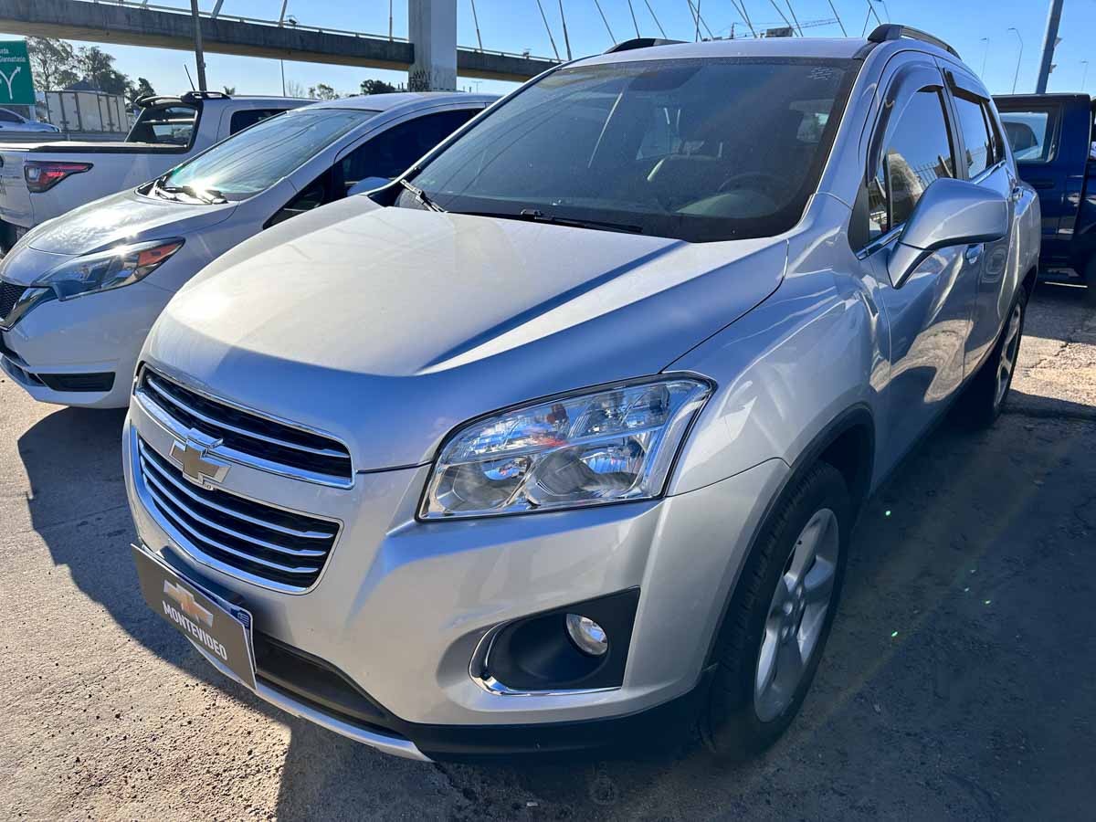 CHEVROLET TRACKER LTZ 1.8 AWD AT EXTRA FULL 2016