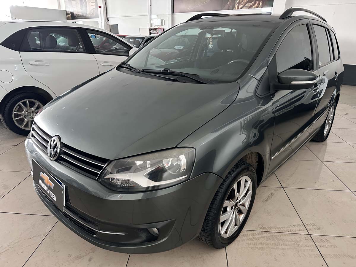 VOLKSWAGEN NUEVA SURAN 1.6 FULL 2013