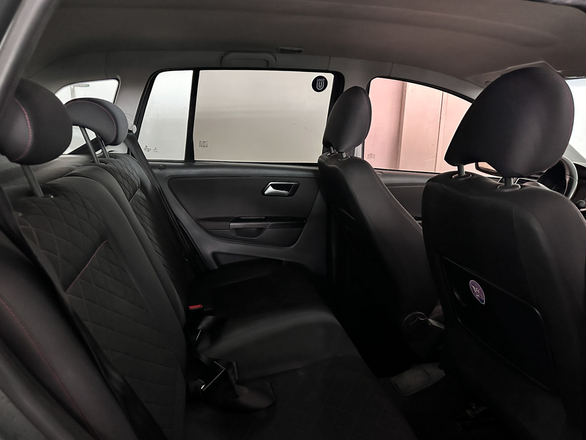 VOLKSWAGEN NUEVA SURAN 1.6 FULL 2013