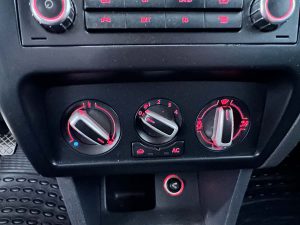 VOLKSWAGEN NUEVA SURAN 1.6 FULL 2013