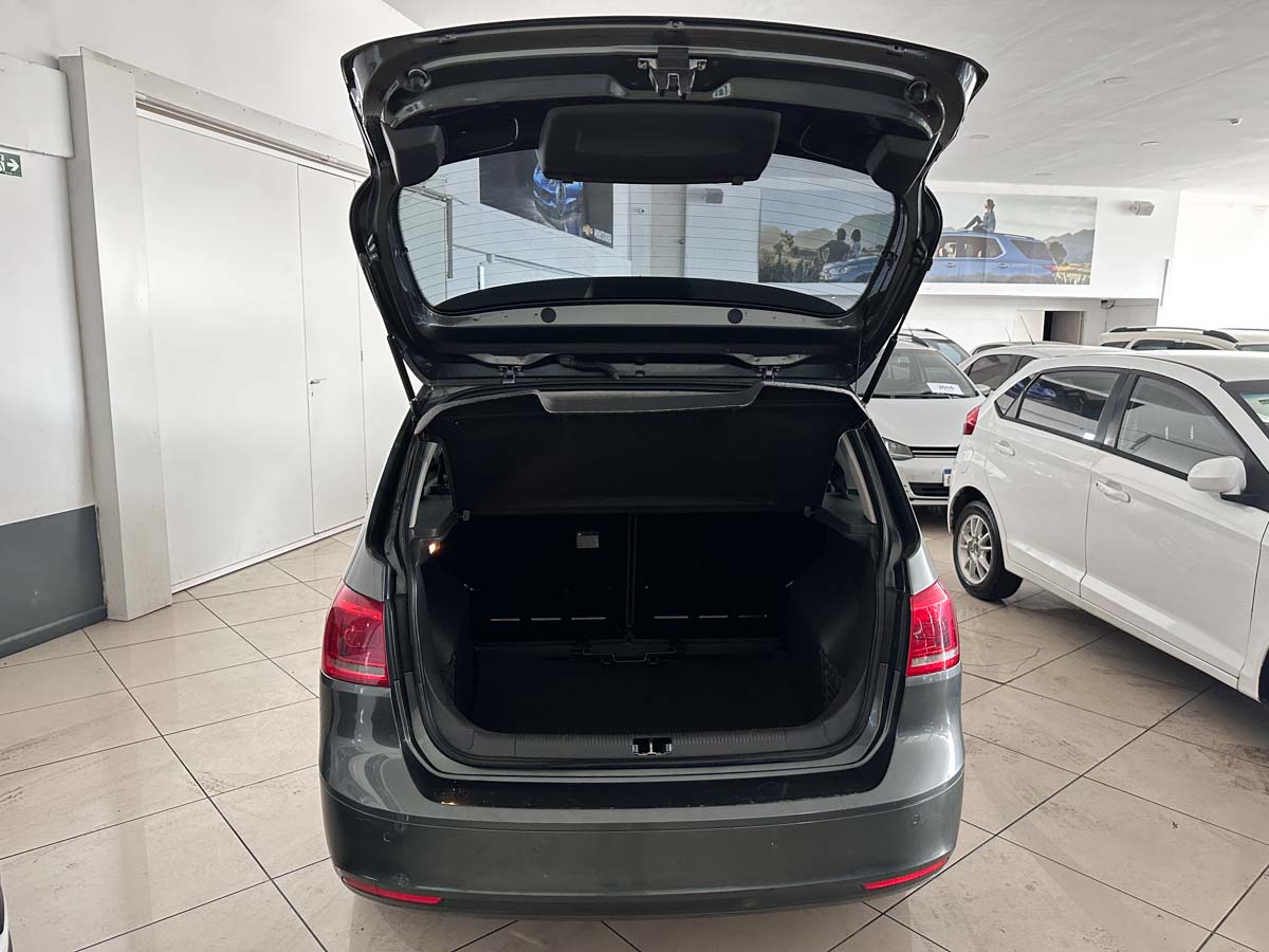VOLKSWAGEN NUEVA SURAN 1.6 FULL 2013