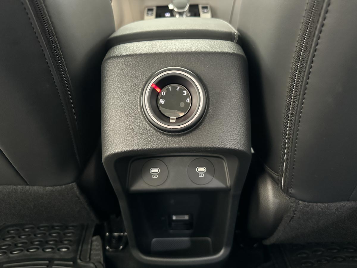 Kia Carens EX PLUS AT 6 Pasajeros 2026