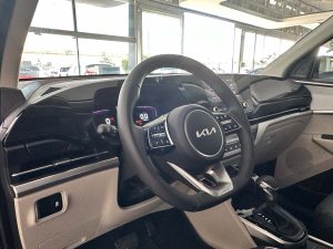 Kia Carens EX PLUS AT 6 Pasajeros 2026