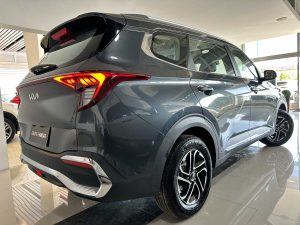 Kia Carens EX PLUS AT 6 Pasajeros 2026
