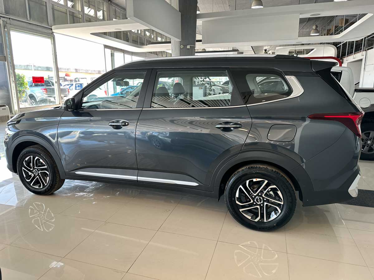 Kia Carens EX PLUS AT 6 Pasajeros 2026
