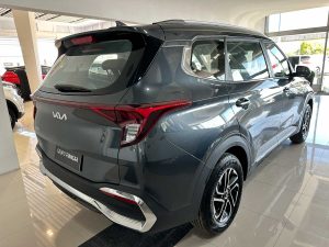 Kia Carens EX PLUS AT 6 Pasajeros 2026