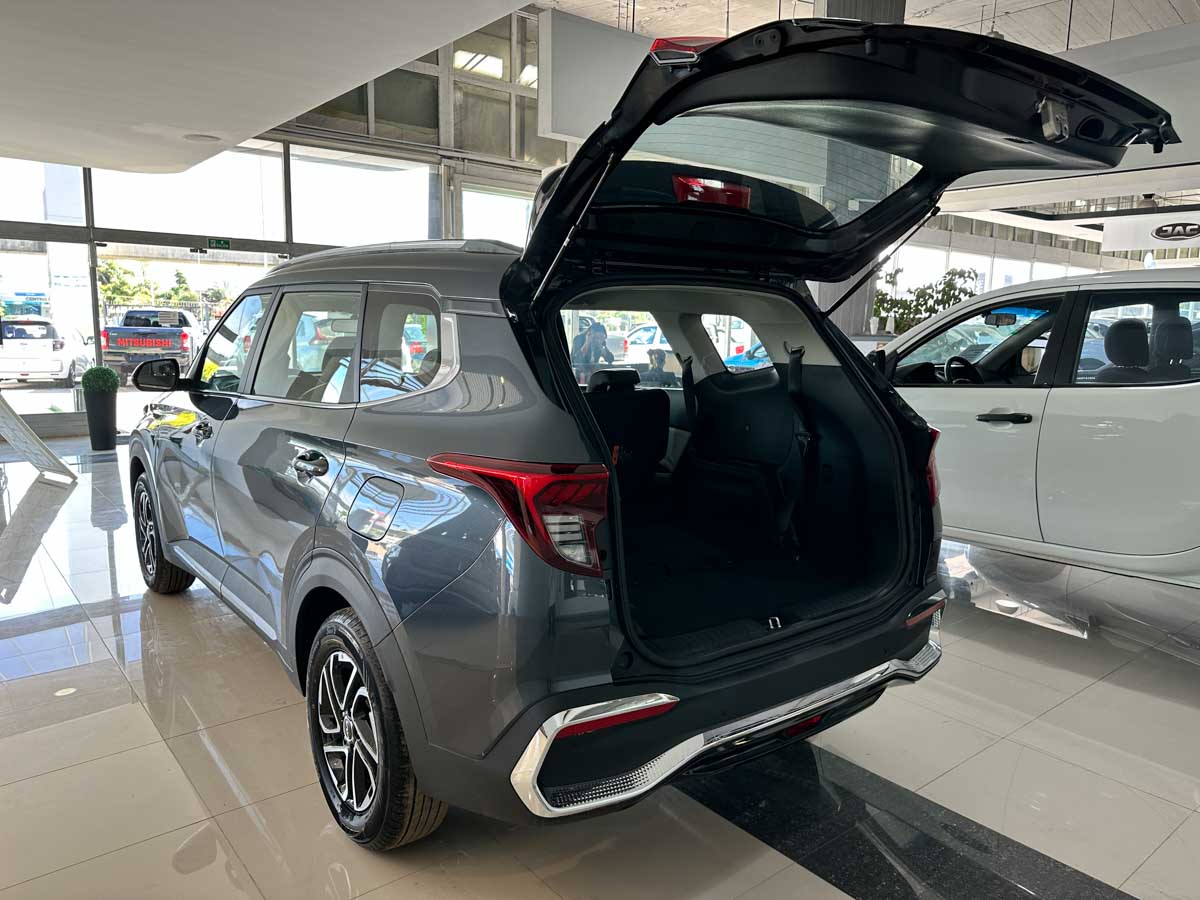 Kia Carens EX PLUS AT 6 Pasajeros 2026