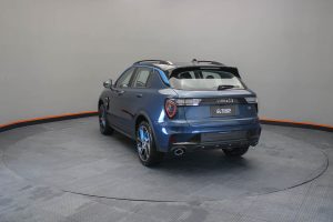 Lynk & Co 01 Louder PHEV 2026