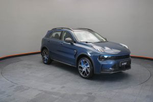 Lynk & Co 01 Louder PHEV 2026