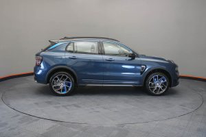 Lynk & Co 01 Louder PHEV 2026