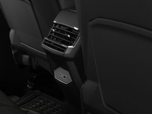 Lynk & Co 01 Louder PHEV 0KM