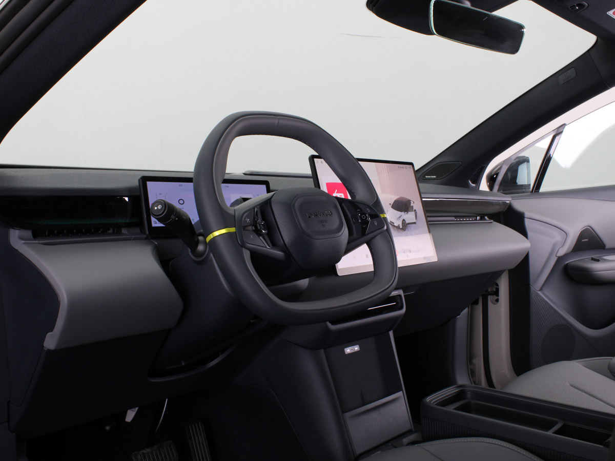 LYNK & CO 02 PRO EV 435 KM DE AUTONOMÍA ELÉCTRICA 0KM