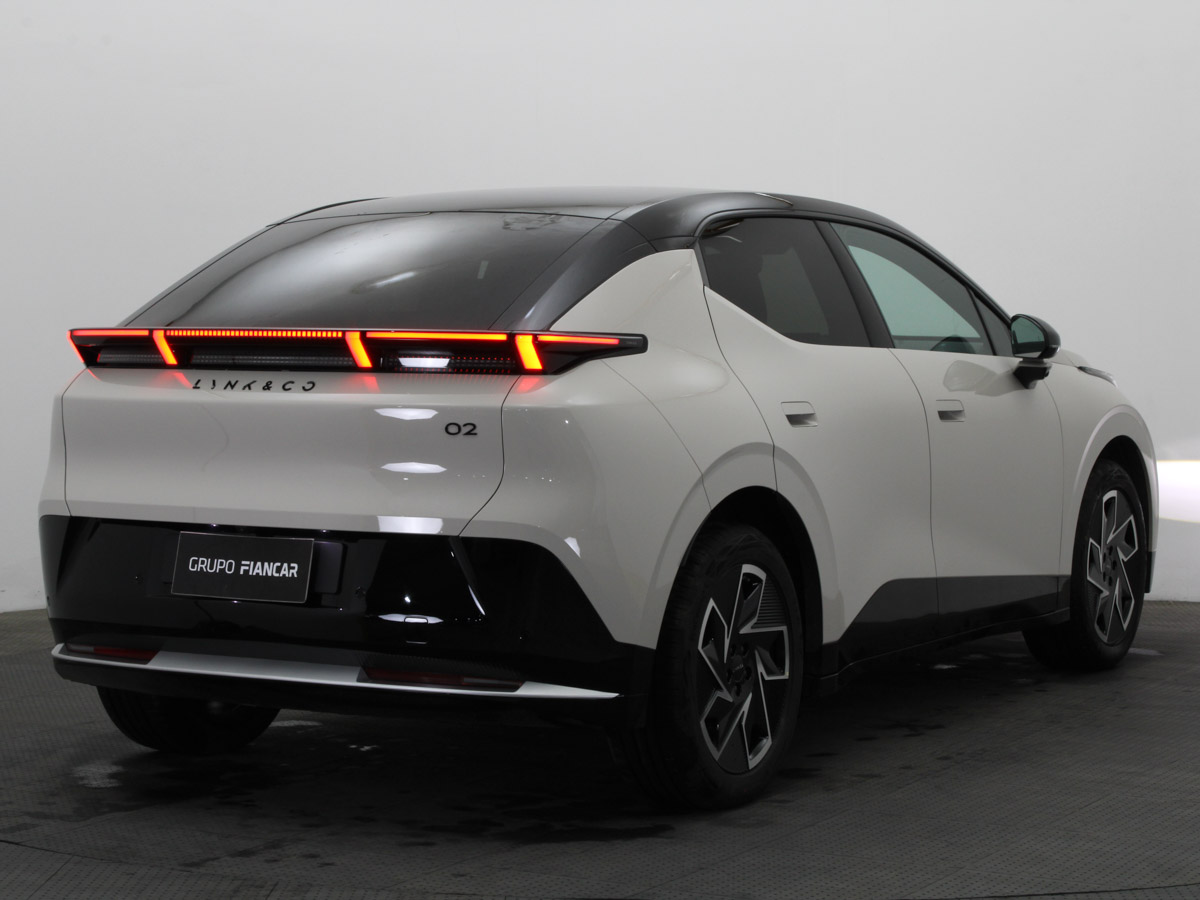 LYNK & CO 02 PRO EV 435 KM DE AUTONOMÍA ELÉCTRICA 0KM