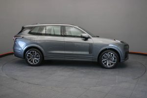 Lynk & Co 09 7 Plazas 0KM 2026