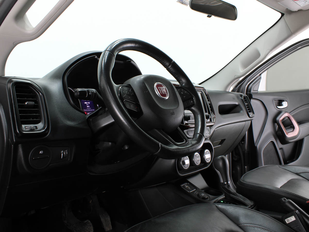 FIAT TORO FREEDOM 1.8 AT6 2021
