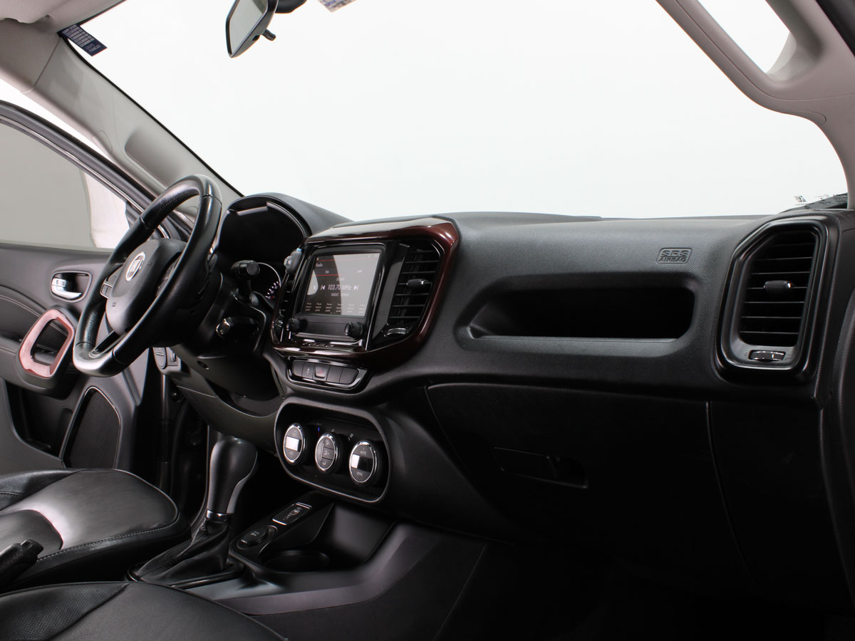 FIAT TORO FREEDOM 1.8 AT6 2021