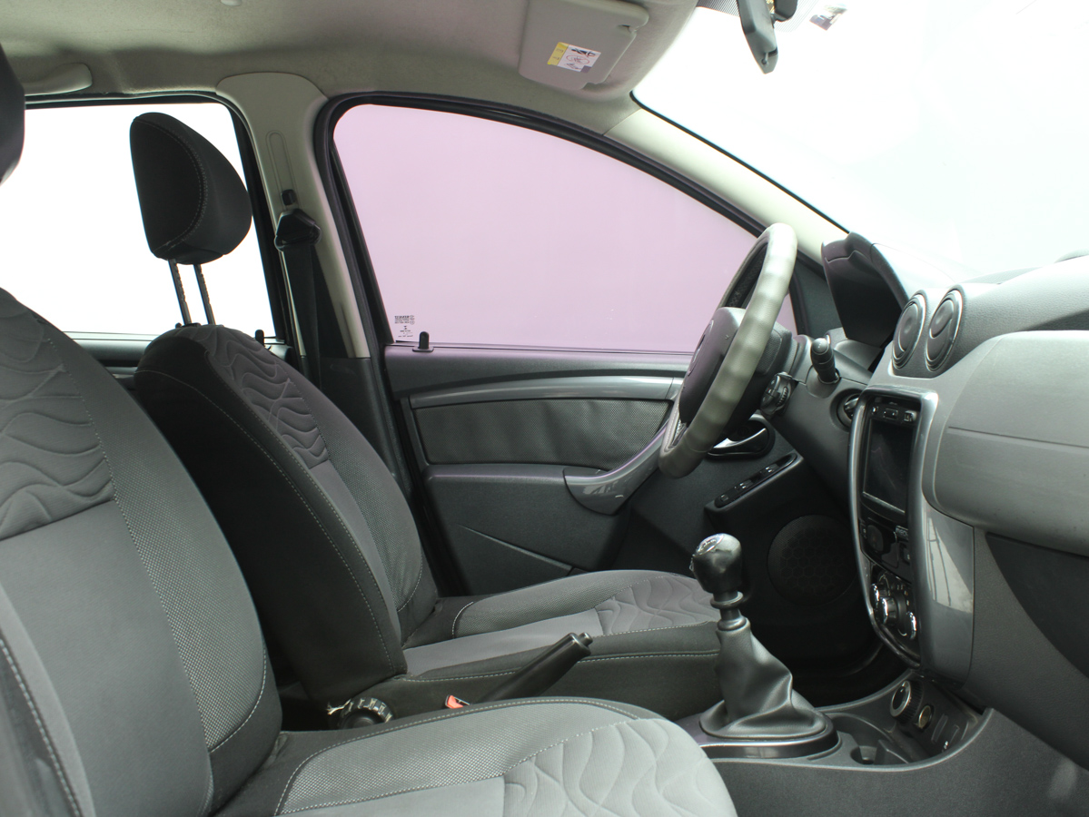 RENAULT DUSTER AWD 2015