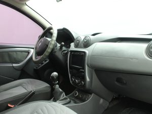 RENAULT DUSTER AWD 2015