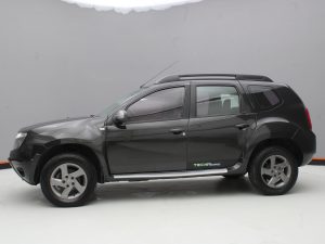 RENAULT DUSTER AWD 2015