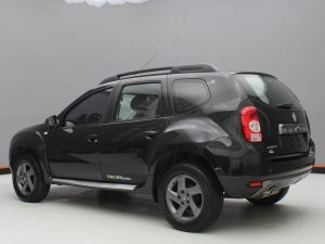RENAULT DUSTER AWD 2015