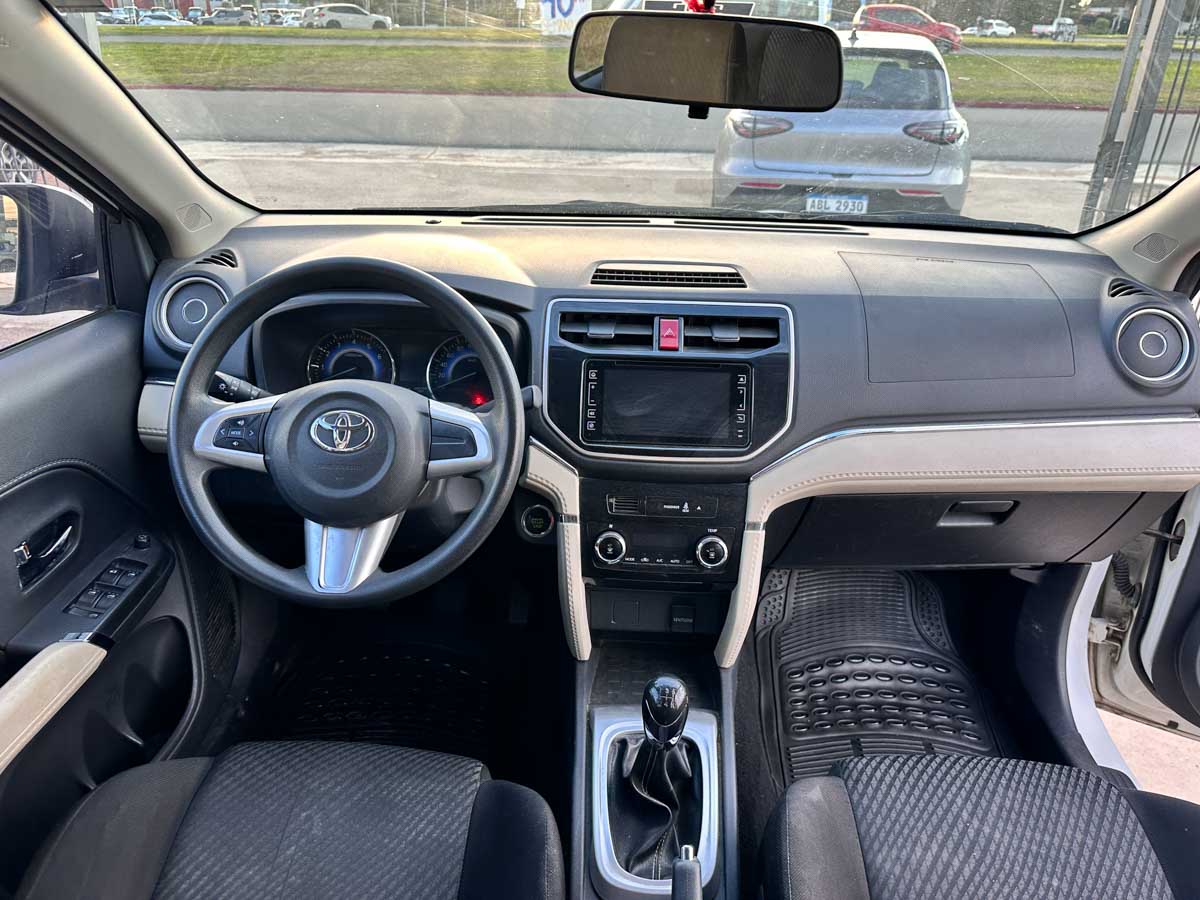 TOYOTA RUSH G 1.5 VVT MT 7 PLAZAS 5PTS 2018