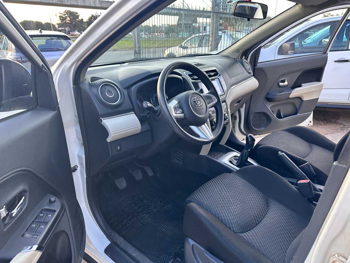 TOYOTA RUSH G 1.5 VVT MT 7 PLAZAS 5PTS 2018