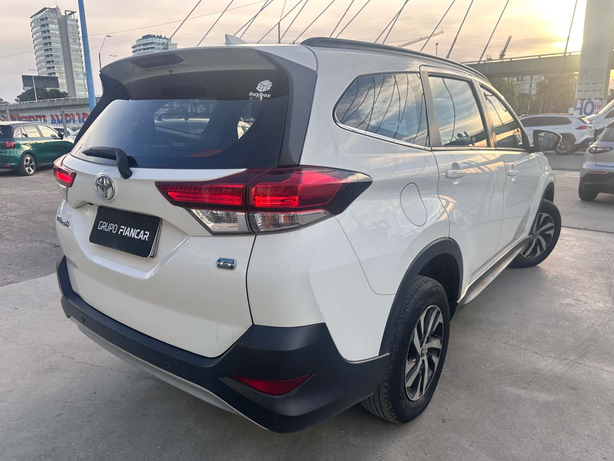 TOYOTA RUSH G 1.5 VVT MT 7 PLAZAS 5PTS 2018