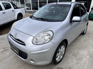 NISSAN MARCH EXTRA FULL 5PTS 2013