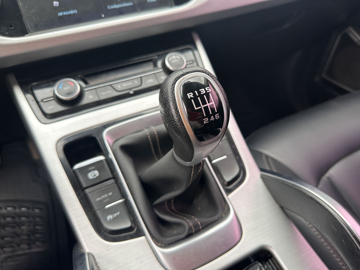 GEELY EMGRAND X7 SPORT GS 2.0 MT EXTRA FULL 2018