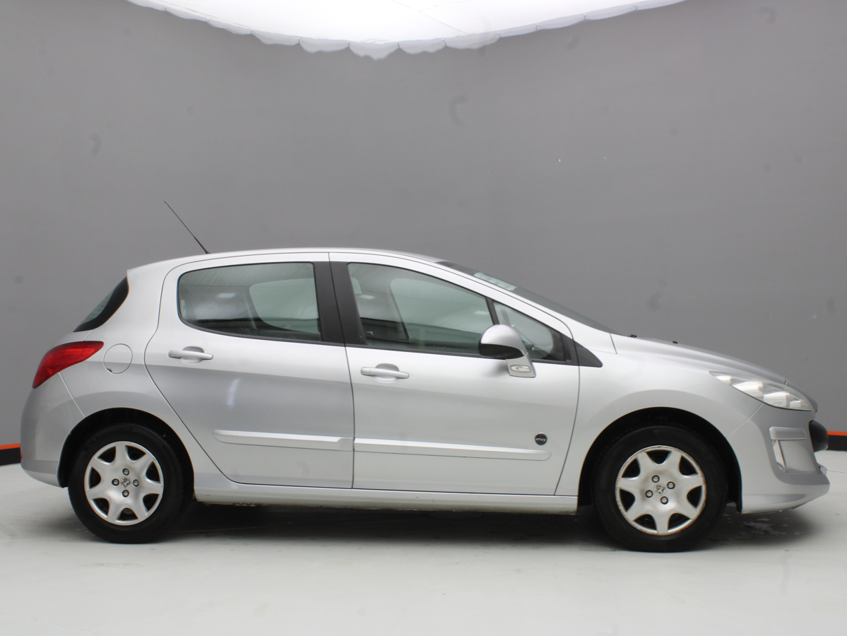 PEUGEOT 308 2011