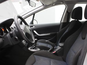 PEUGEOT 308 2011